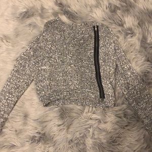 Gray crop top long sleeve with zipper